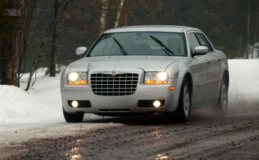  Chrysler 300C (LX) 2005 года  (фото 116 из 120)